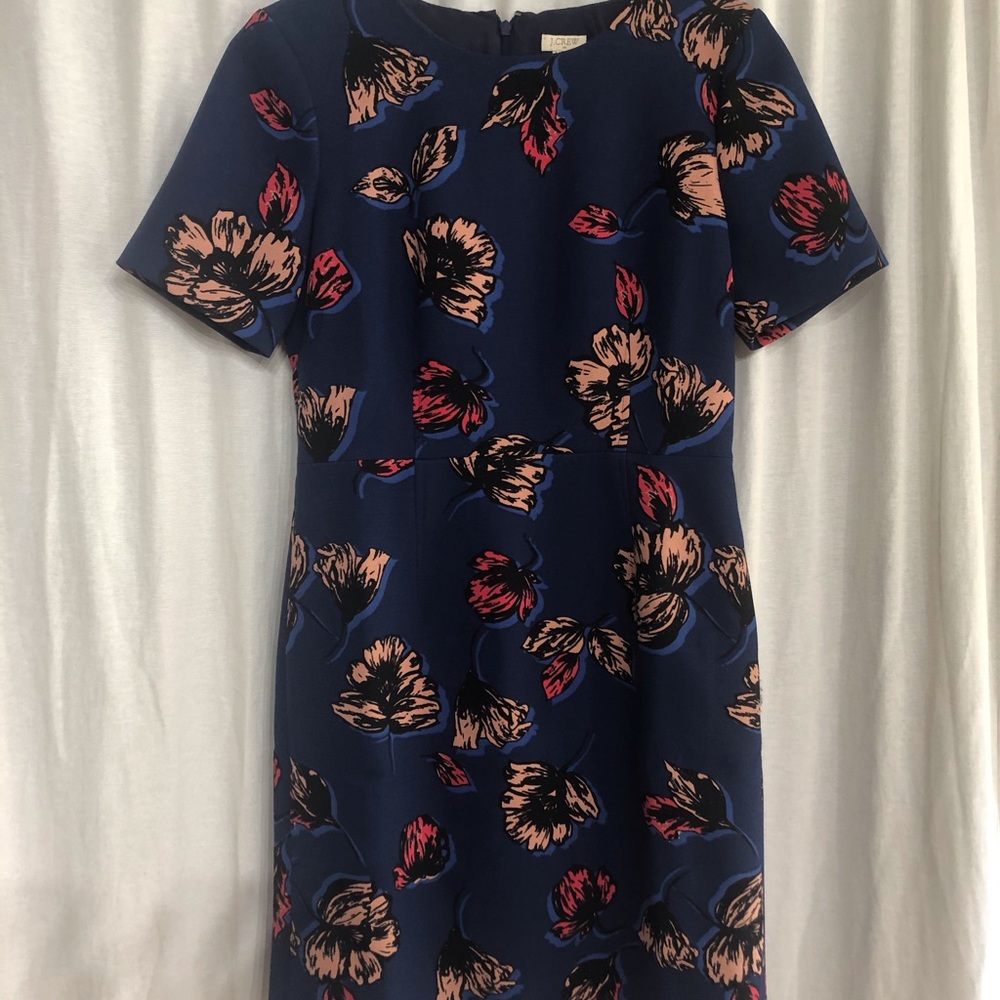 Sheath dress with long cap sleeves